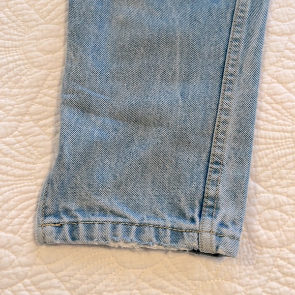 Vintage Guess Jeans, light blue wash - Picture 4 of 9